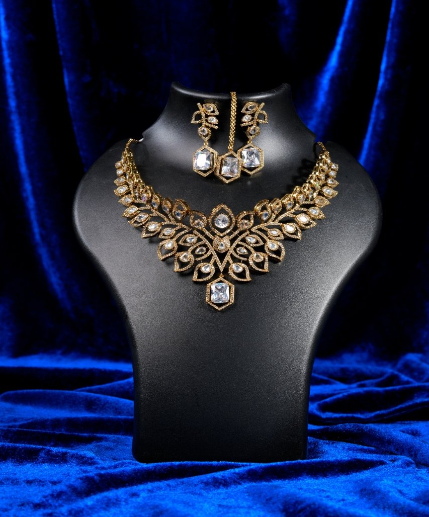 Royal Floral Kundan-Inspired Moissanite Necklace Set - Image 2