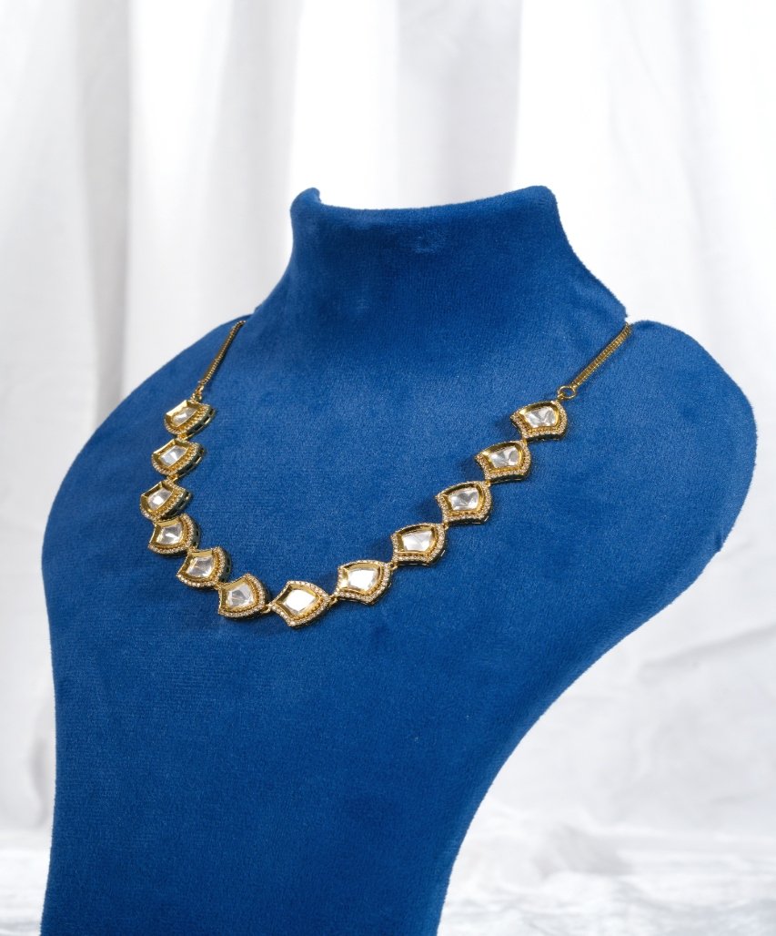 Elegant Kundan-Inspired Geometric Moissanite Necklace