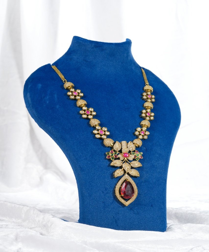 Royal Floral Ruby Drop Kundan-Inspired Statement Necklace - Image 2