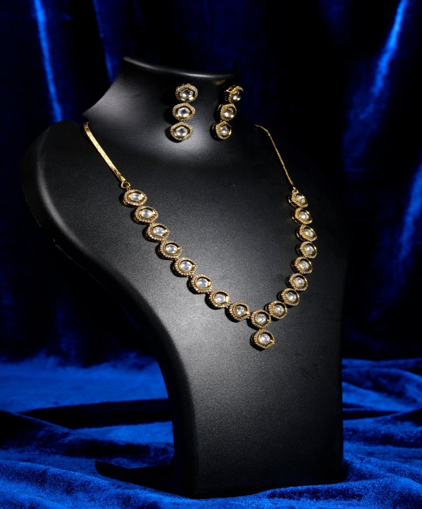 Classic Oval Moissanite Necklace Set - Image 4