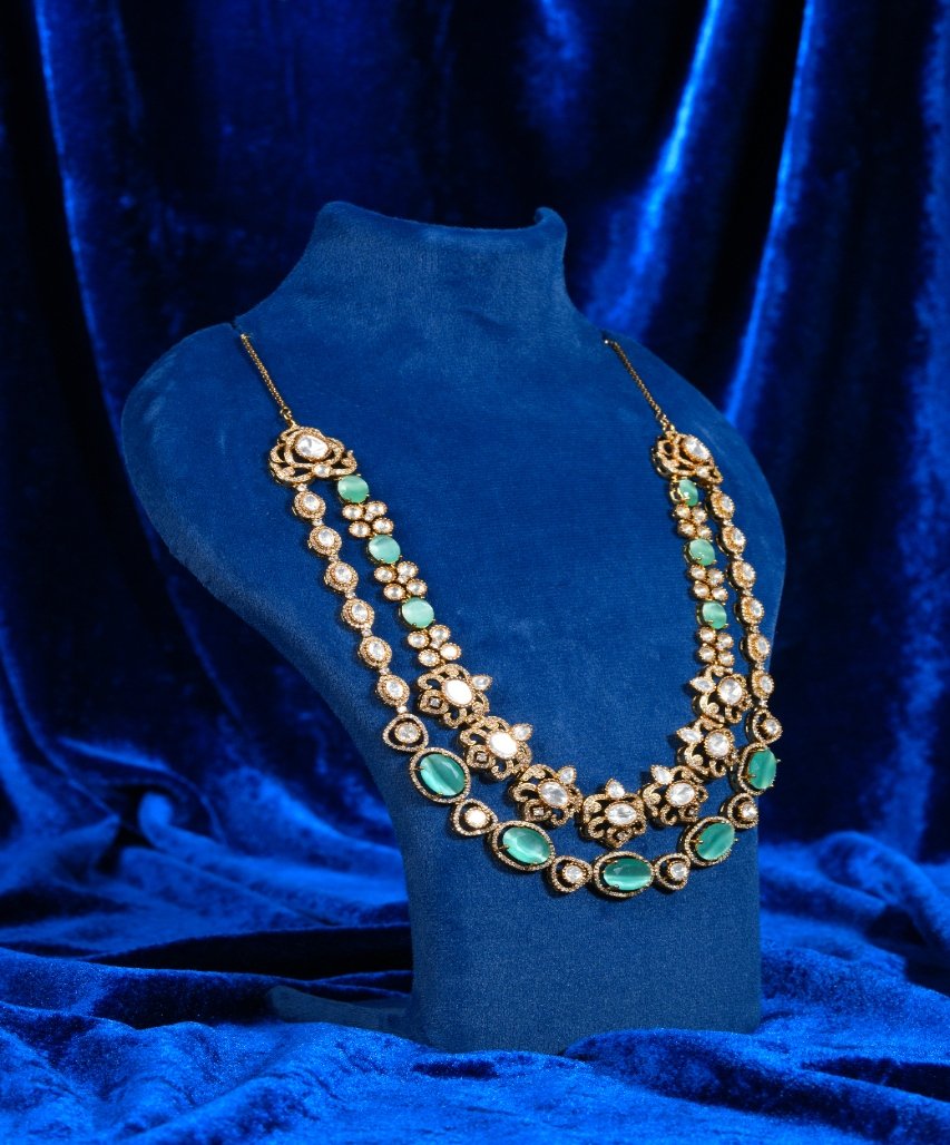 Royal Emerald Green Dual-Layer Moissanite Floral Necklace Set - Image 2