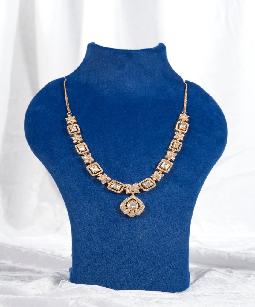 Luxury Geometric Moissanite Drop Pendant Necklace - Image 4