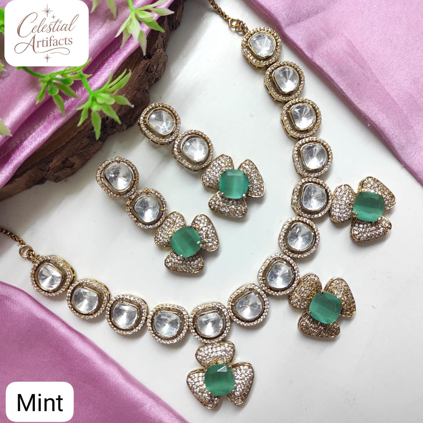 Elegant Floral Crystal Designer Necklace Set - Image 3